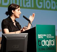 Rahaf Harfoush: “Las nuevas tecnologías cambian nuestros comportamientos pero sobre todo fortalecen las relaciones”